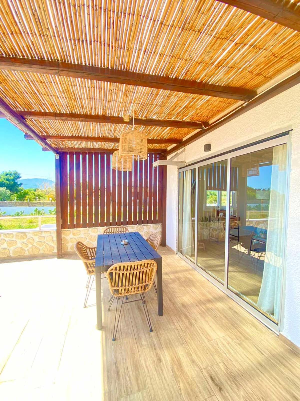 Boho Natural Beachfront Detached House Analipsis  Extérieur photo